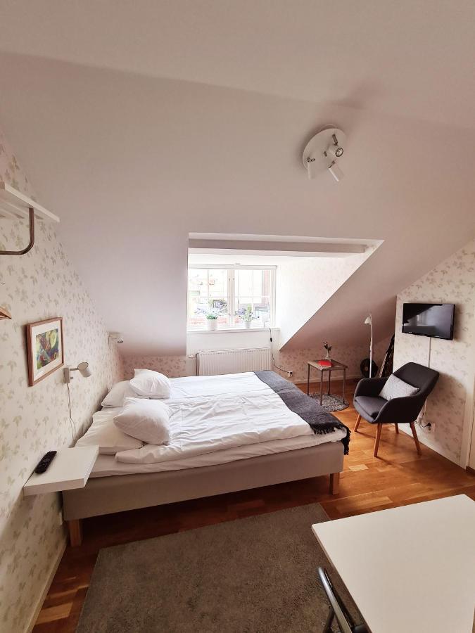 Roeda Magasinet Hotel Мариефред Екстериор снимка